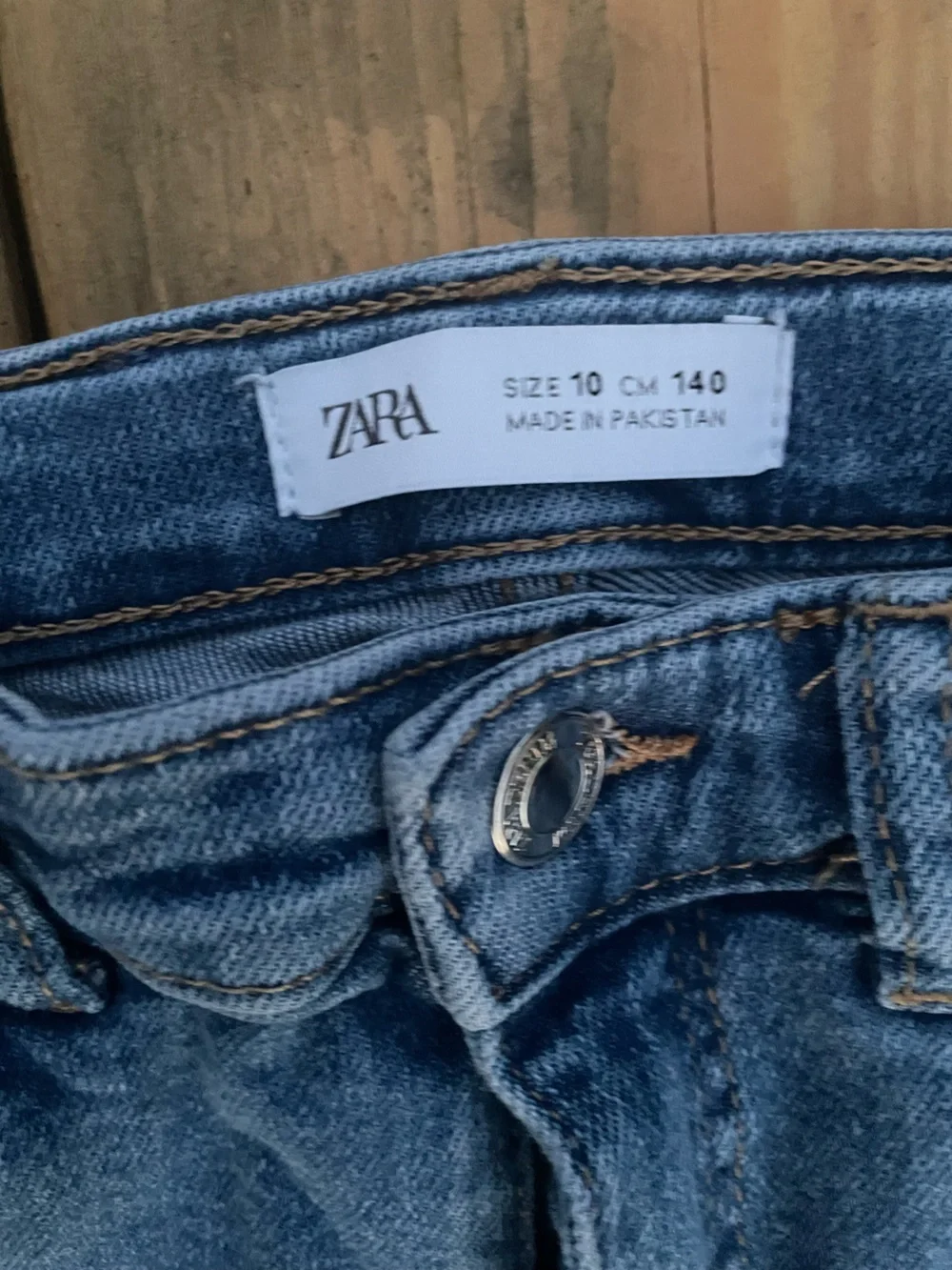 Zara Kids Girl’s Distressed Blue Skinny Jeans- Size 10